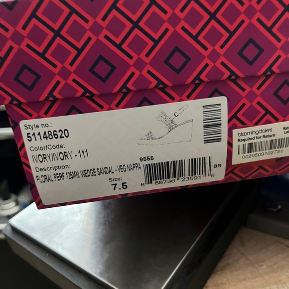 So cute and perfect for summer! New, never worn, Tory wedges. In perfect shape. - Picture 2 of 4